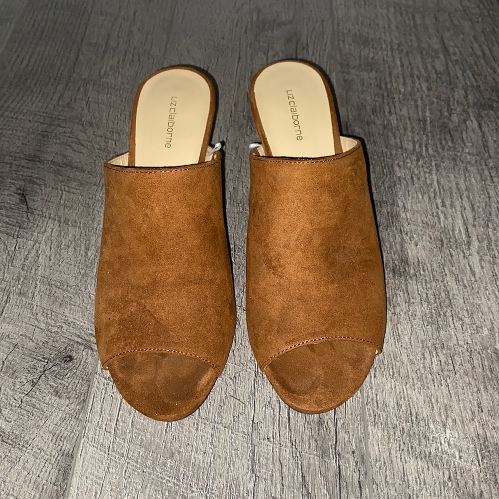 Rust color mule heel shoes